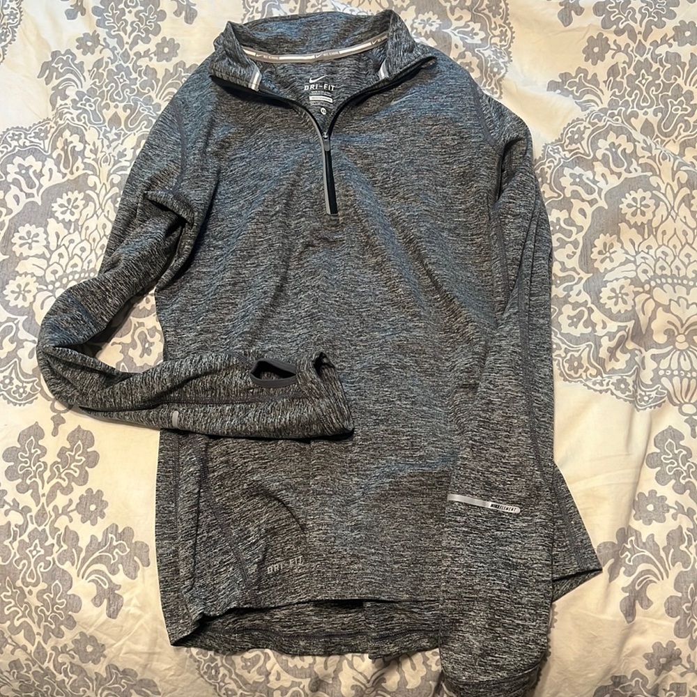 Nike grey quarter zip long sleeve shirt